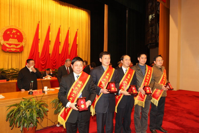 J9���λ�-������Ϸ��һƷ��