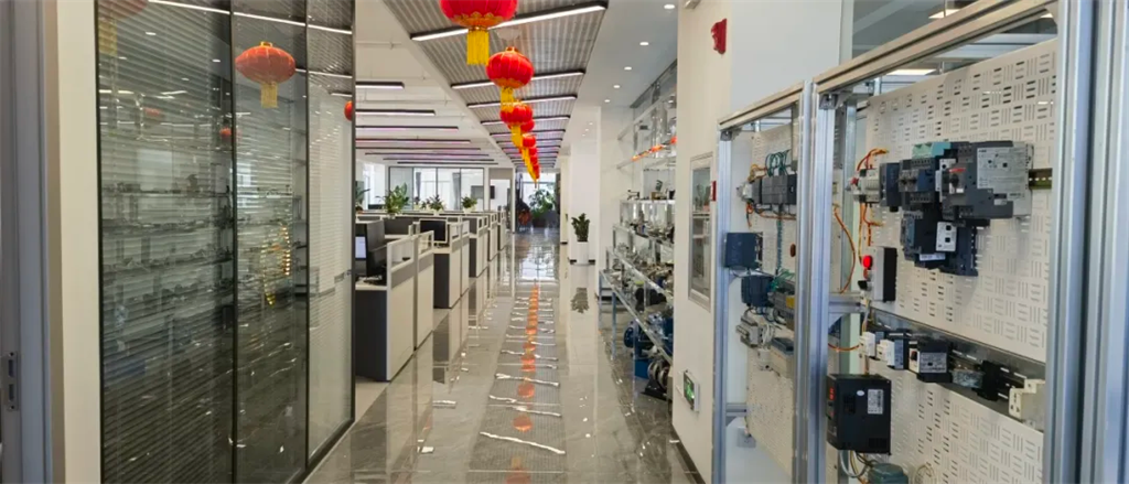 J9���λ�-������Ϸ��һƷ��